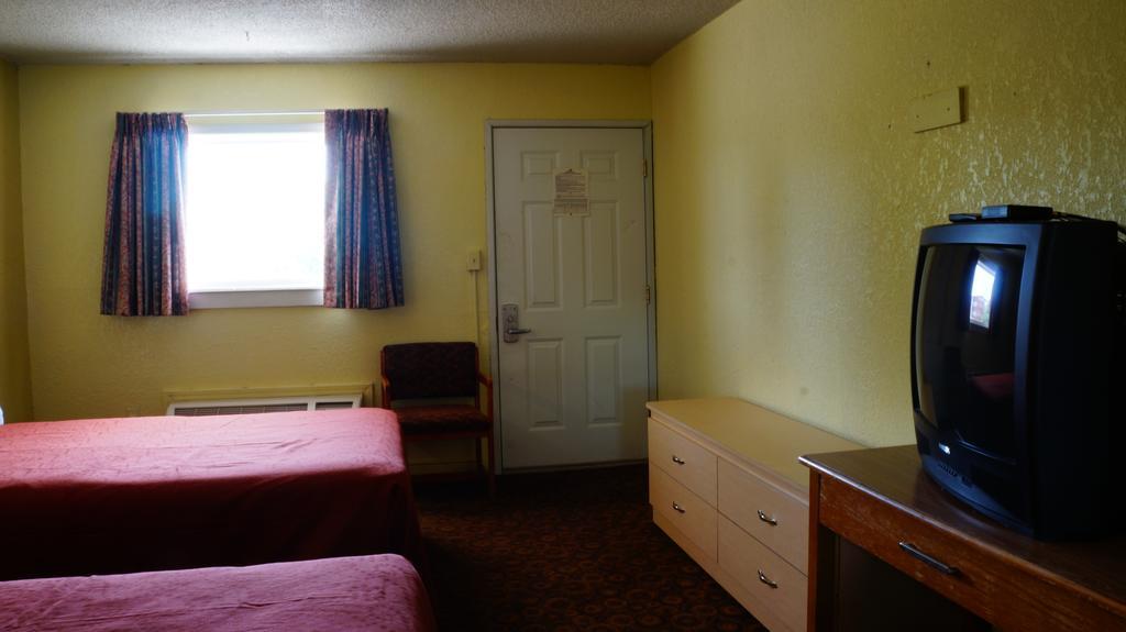 Royale Inn Kansas City Buitenkant foto